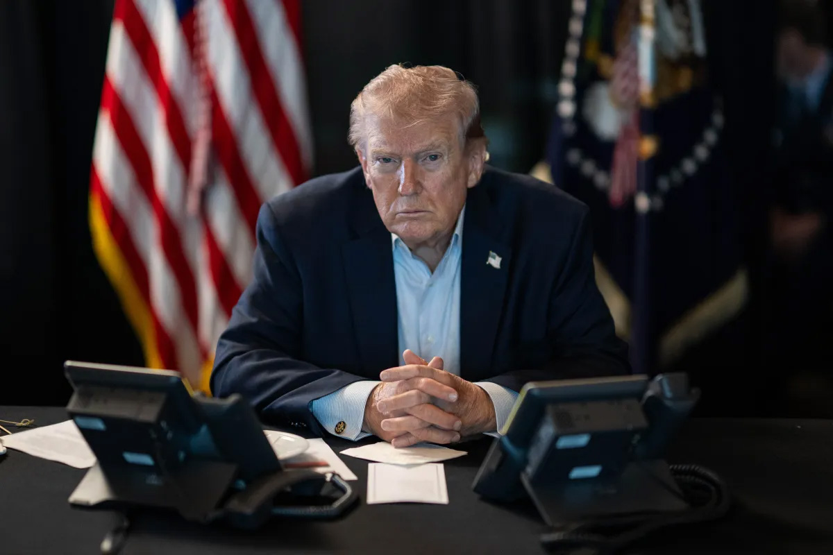 Donald Trump resmi Beyaz Saray portresi 2026 - İran Hürmüz Boğazı ültimatomu ve altyapı saldırısı tehdidi