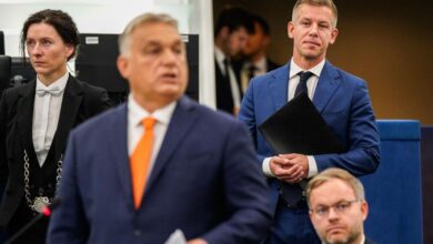 Péter Magyar ve Viktor Orbán 2026 seçim sonuçları sonrası güç değişimi