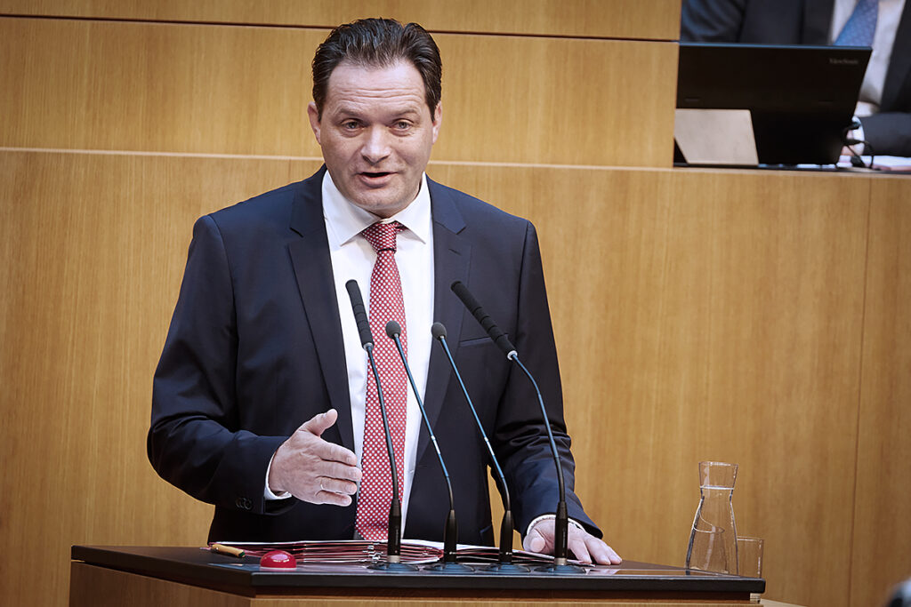 Avusturya Federal Tarım ve Su Yönetimi Bakanı Norbert Totschnig