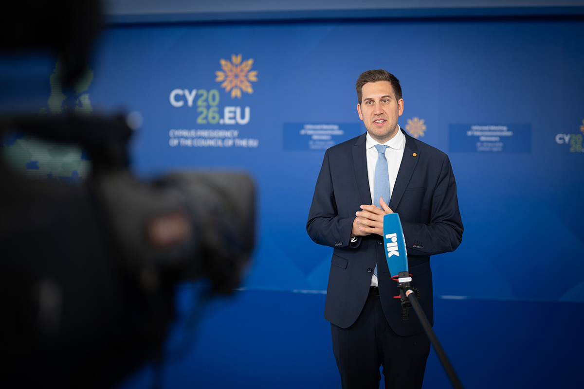 Alexander Pröll Lefkoşa Dijital Bakanlar Toplantısı'nda röportaj veriyor.