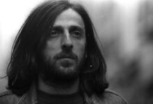 Karadeniz müziğinin efsanevi ismi ve "Şair Ceketli Çocuk" Kazım Koyuncu.