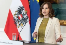 Avusturya Entegrasyondan Sorumlu Federal Bakan Claudia Bauer Federal Başbakanlıkta entegrasyon bütçesini açıklarken