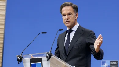 NATO Genel Sekreteri Mark Rutte basın toplantısında konuşma yapıyor.